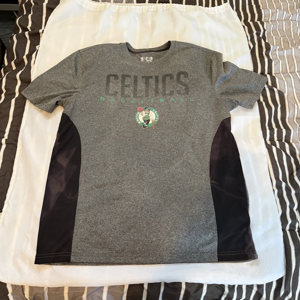 Boston Celtics Shirt Men's Adult Large Gray Black Short Sleeve NBA Basketball